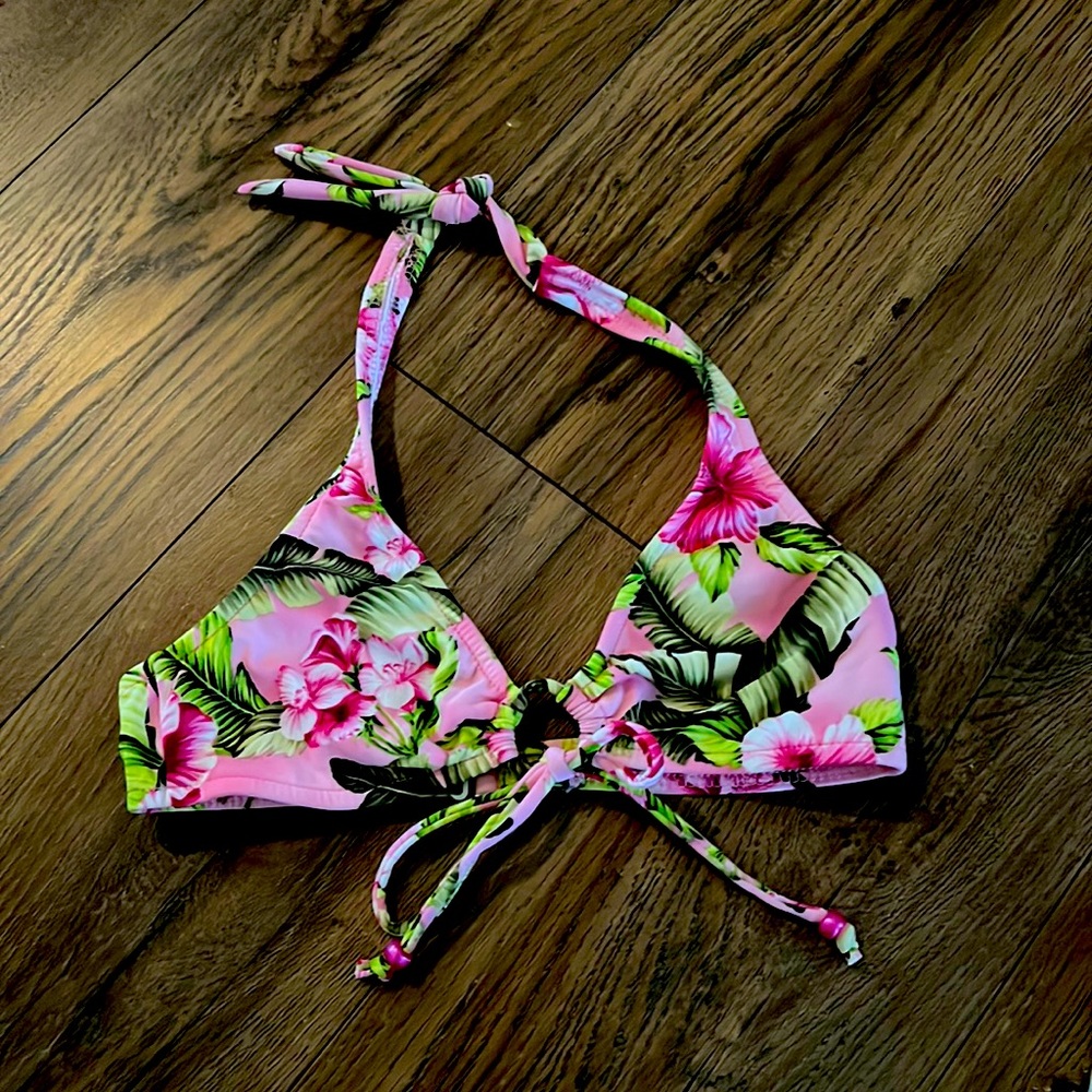Vintage Venus keyhole bikini top